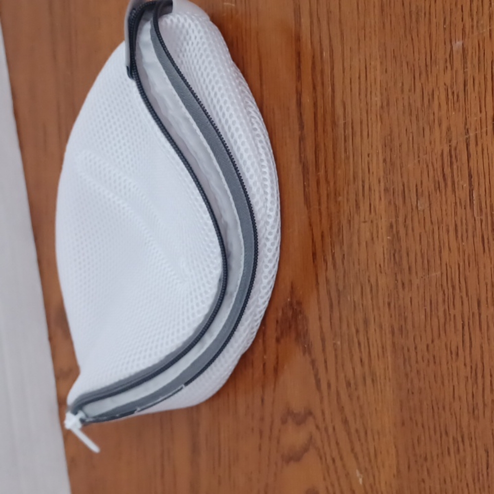 Mesh  laundry bag